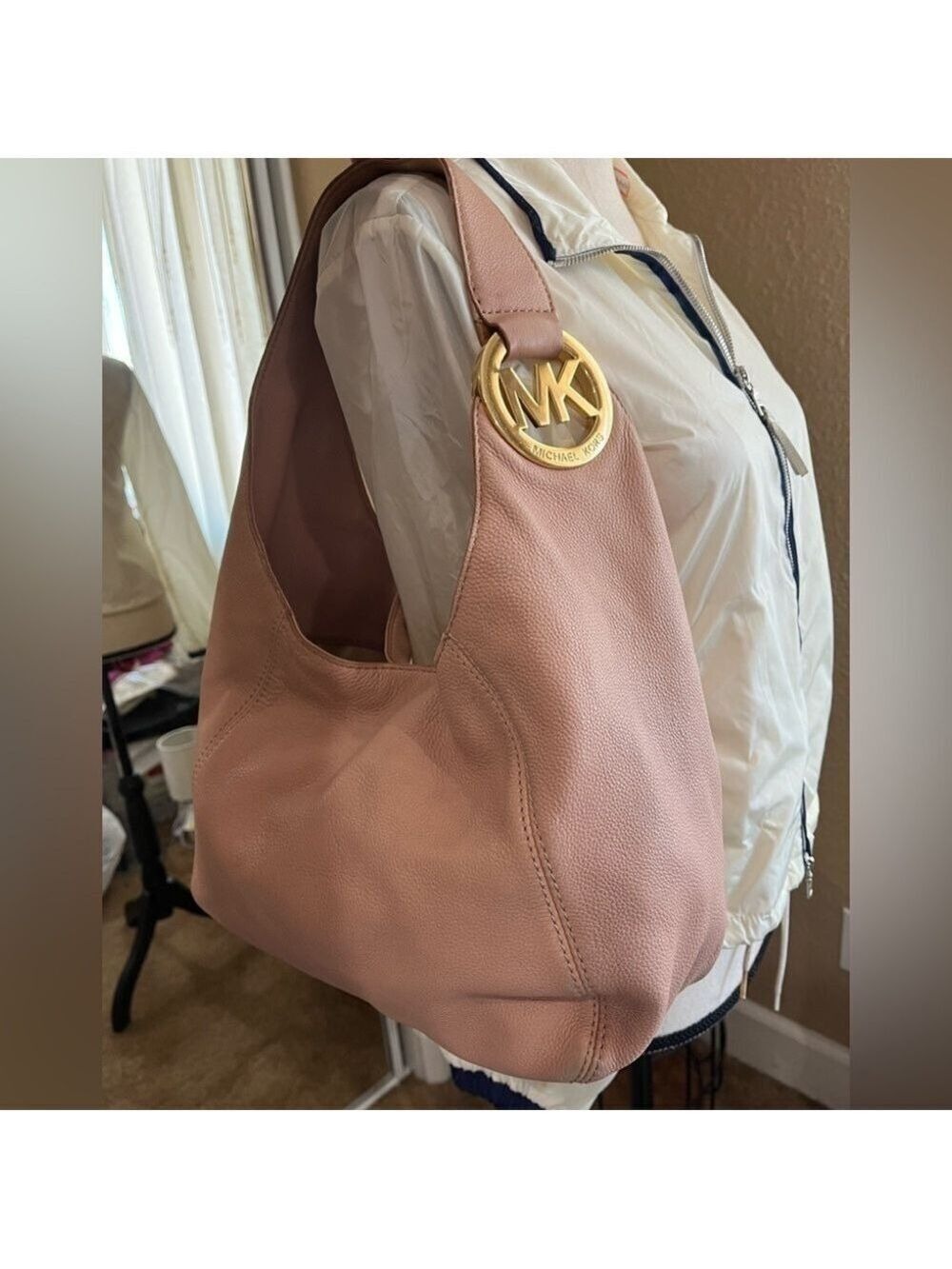 MICHAEL KORS LEATHER HOBO